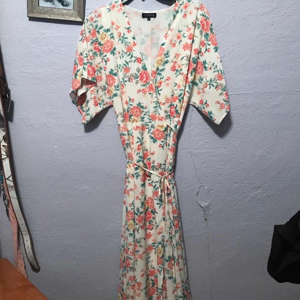 Women’s spring Beth Dutton floral dress